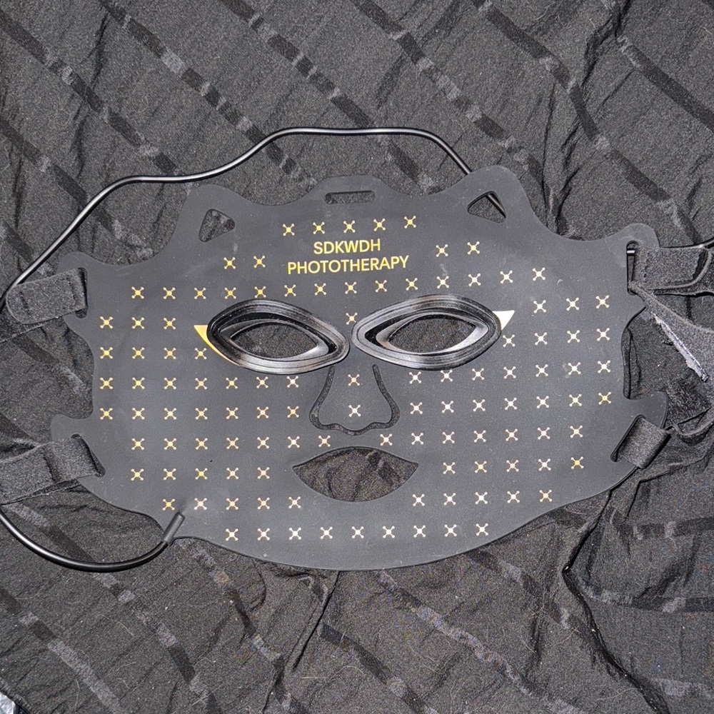 RED LIGHT THERAPY Face Mask